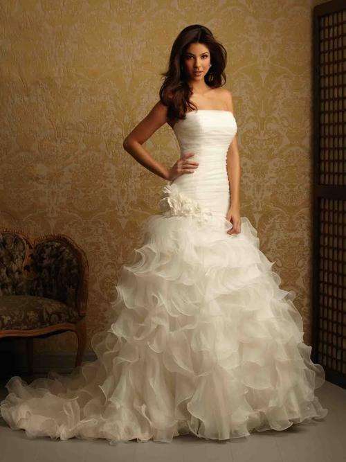 Stunning Ruffled Wedding Dress